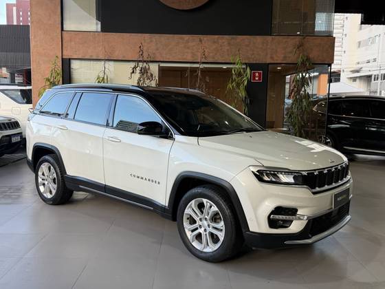 JEEP COMMANDER 1.3 T270 TURBO FLEX LONGITUDE AT6